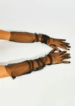 Amarachi Tulle Hun Gloves