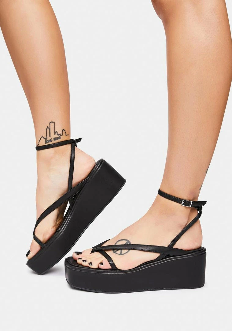 Best Pirce 🥰 Steve Madden Platforms Black Nadeen Platform 🩴 Sandals 😍 1 Steve Madden Platforms Black Nadeen Platform Sandals