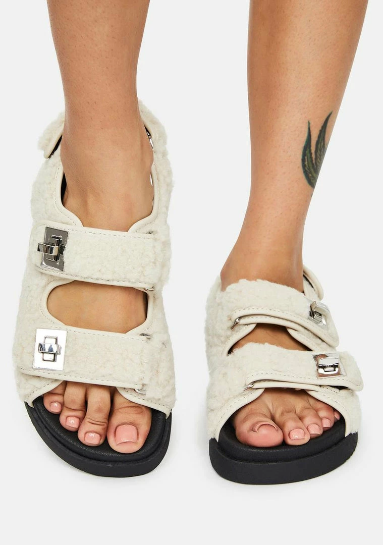 Top 10 🥰 Steve Madden Oatmeal Margie Fluffy 🩴 Sandals 🎁 2 Steve Madden Oatmeal Margie Fluffy Sandals