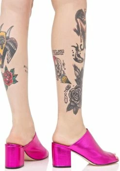 Flash Sale ๐ Steve Madden Pink Infinity Metallic Mules ๐ 9 Steve Madden Pink Infinity Metallic Mules