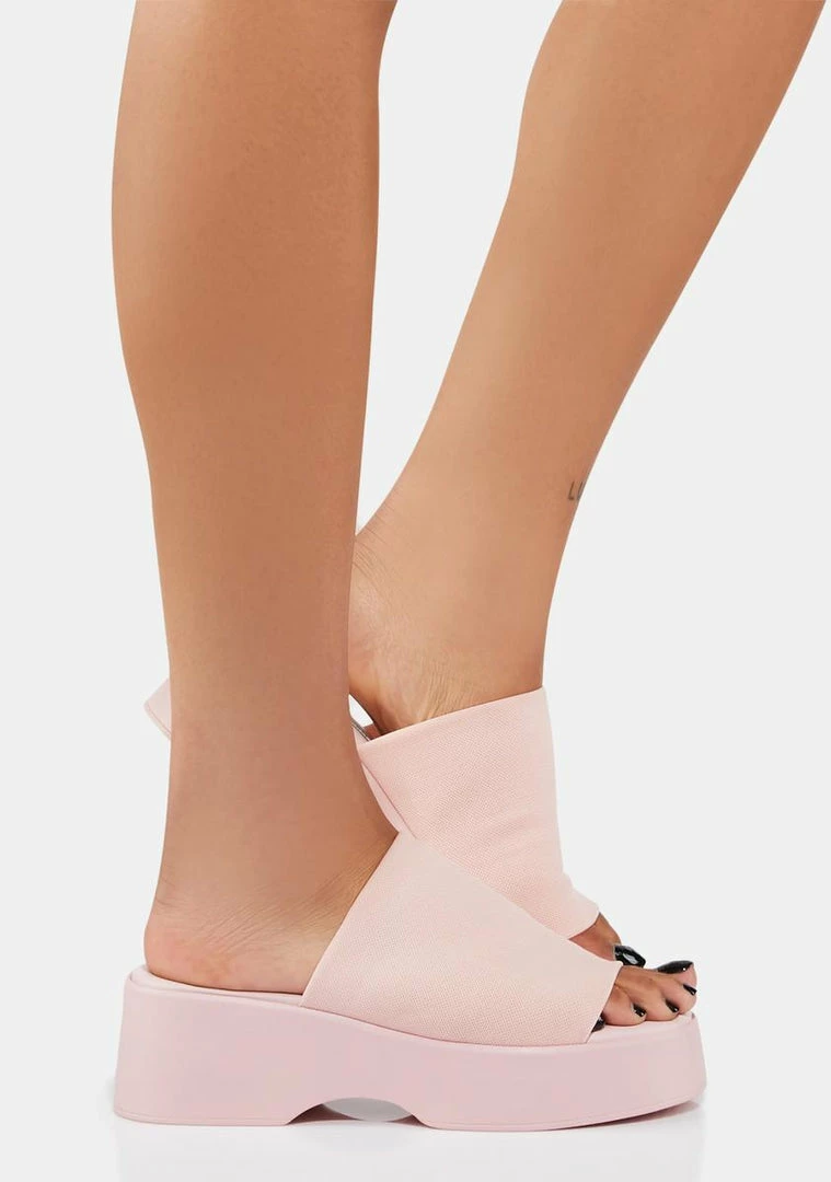 Outlet 🌟 Steve Madden Light Pink Slinky Wedge 🩴 Sandals Platform 🩴 Sandals ✔️ 2 Steve Madden Light Pink Slinky Wedge Sandals Platform Sandals