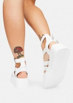 Steve Madden White IVO Platform Sandals Platforms