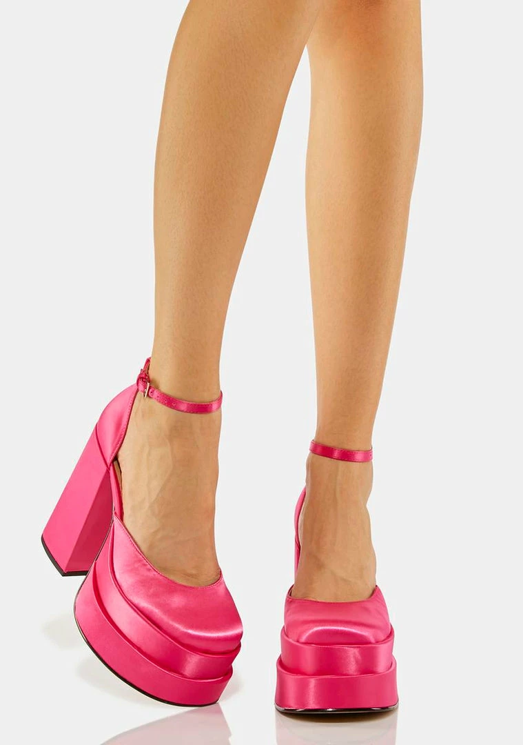 Deals โ๏ธ Steve Madden Pink Charlize Platform ๐ Heels ๐ฅฐ 3 Steve Madden Pink Charlize Platform Heels