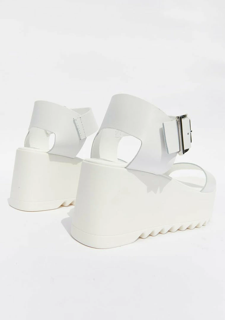 New π Steve Madden White Leather Lake Platform π©΄ Sandals Platforms β€οΈ 5 Steve Madden White Leather Lake Platform Sandals Platforms