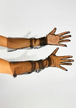 Amarachi Tulle Hun Gloves
