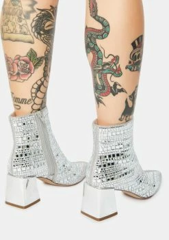 New 🥰 Steve Madden Elaria Rhinestone Booties 🌟 7 Steve Madden Elaria Rhinestone Booties