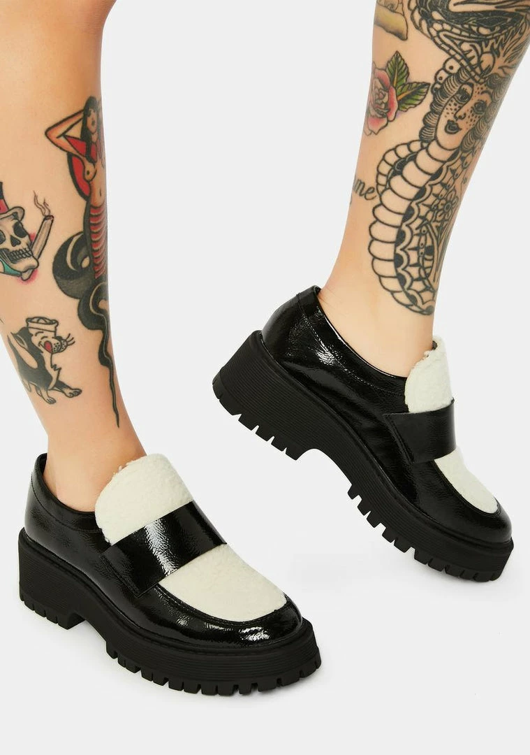 Brand new ๐ฏ Steve Madden Black & White Malvern Loafers โค๏ธ 3 Steve Madden Black & White Malvern Loafers