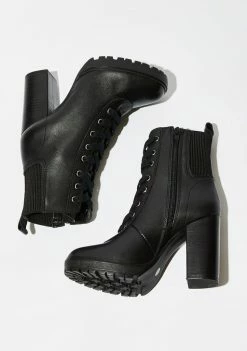 Steve Madden Black Leather Latch Boots