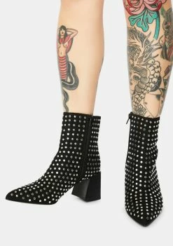 Budget ⌛ Steve Madden Elaria Studded Suede Booties 🤩 6 Steve Madden Elaria Studded Suede Booties