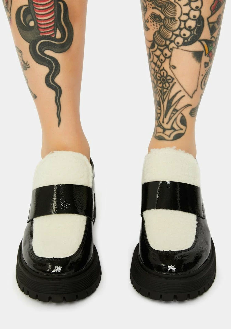 Brand new ๐ฏ Steve Madden Black & White Malvern Loafers โค๏ธ 2 Steve Madden Black & White Malvern Loafers