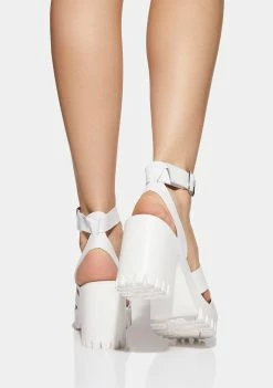 Hot Sale ⌛ Steve Madden White Stormi 👠 Heels ✔️ 7 Steve Madden White Stormi Heels