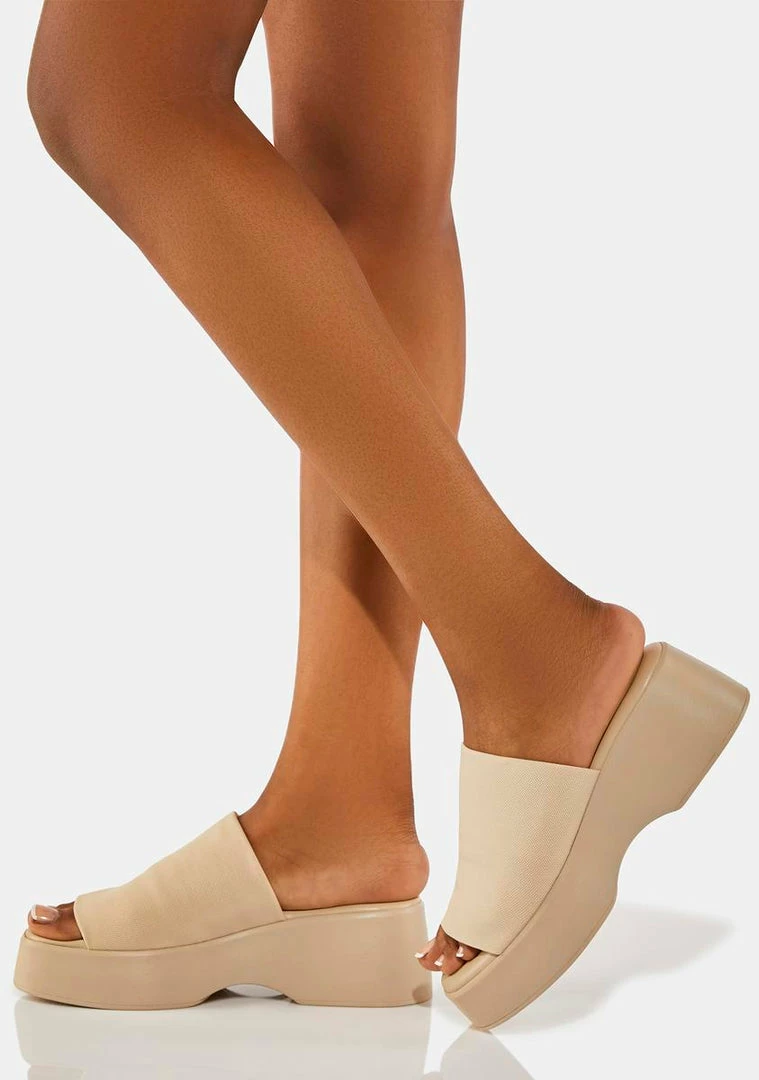 Coupon โ Steve Madden Slinky Slide ๐ฉด Sandals ๐ 1 Steve Madden Slinky Slide Sandals