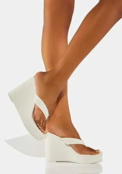 Steve Madden Refined Platform Wedges