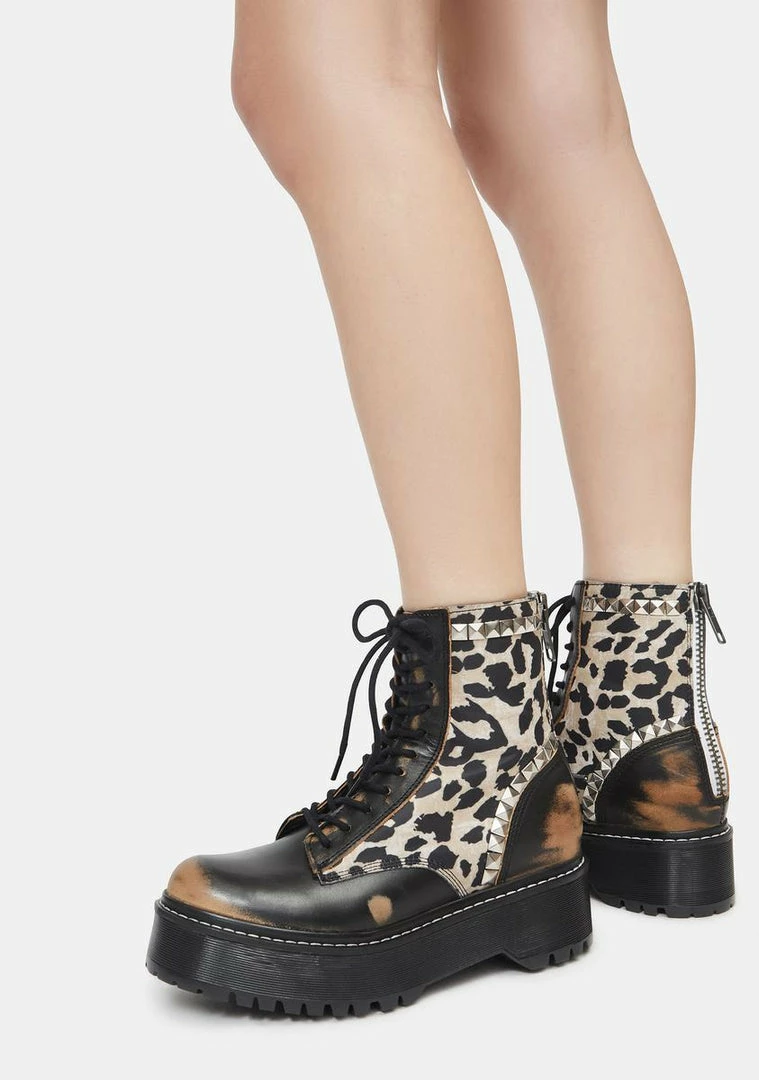 New 😉 Steve Madden Leopard Studded Avenger 🥾 Boots 🥾 Boots & Booties 👍 1 Steve Madden Leopard Studded Avenger Boots Boots & Booties